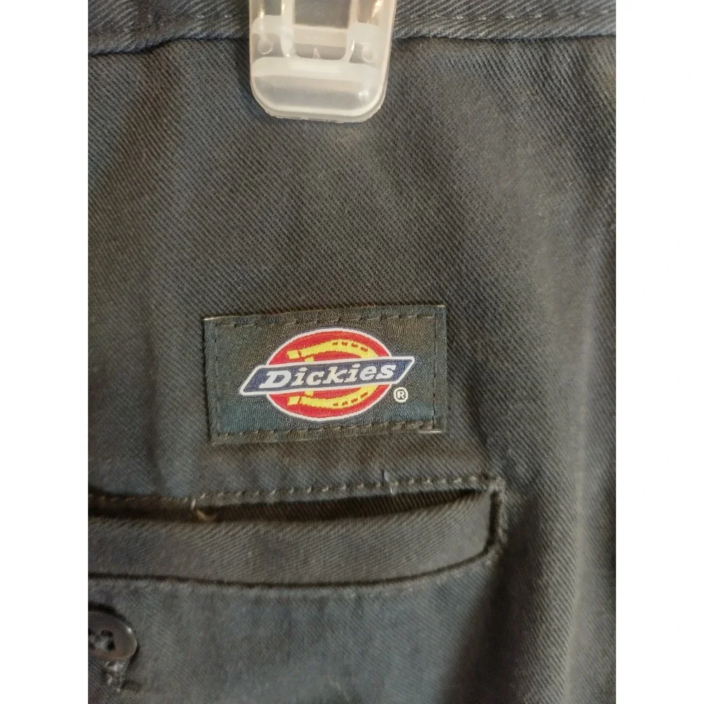 Dickies loose fit